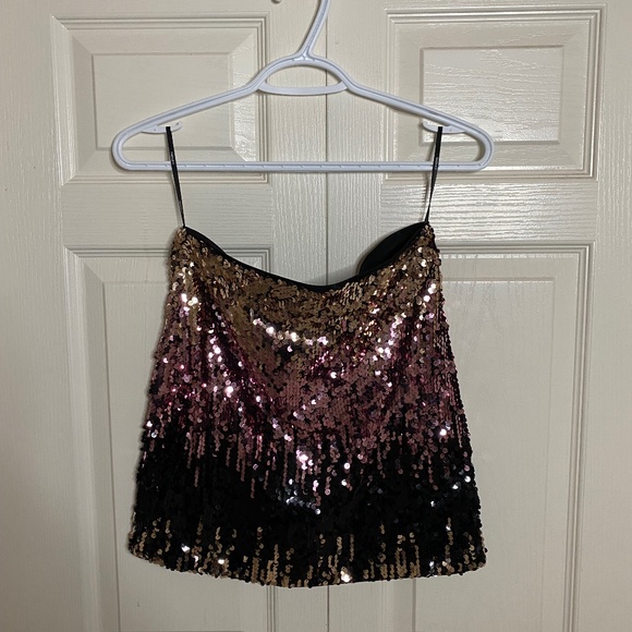 Brand New Forever 21 Sequins Mini Skirt in Size S - Picture 1 of 7